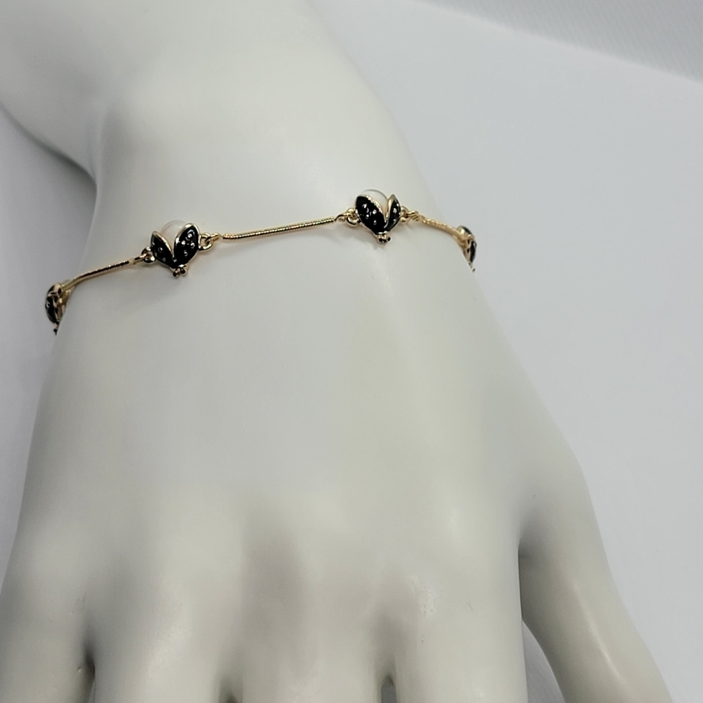 Golden Ladybug Charm Bracelet – 18K Gold-Plated